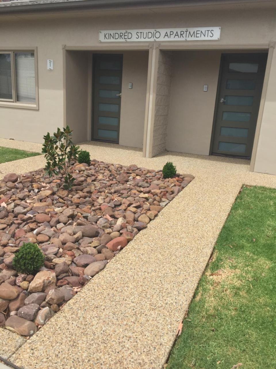 Kindred Studio Apartments Leeton 外观 照片